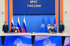 МЧС России и СИБУР развивают сотрудничество в области пожарной безопасности